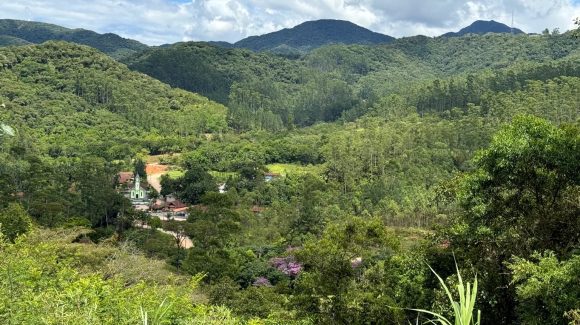Lageado Alto — turismo de natureza, fé e pertencimento em Guabiruba